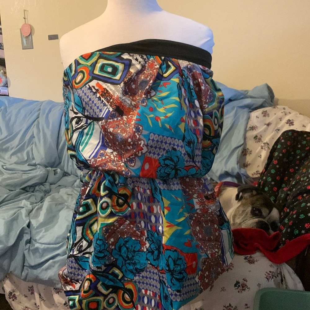 Chelsey Vacation Women's Size 2X Geometric Strapless Short Blouse NWT